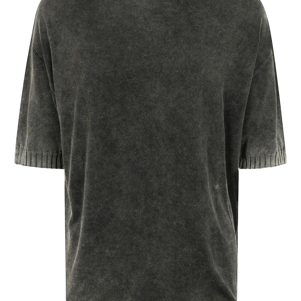 Футболка с отделкой в рубчик