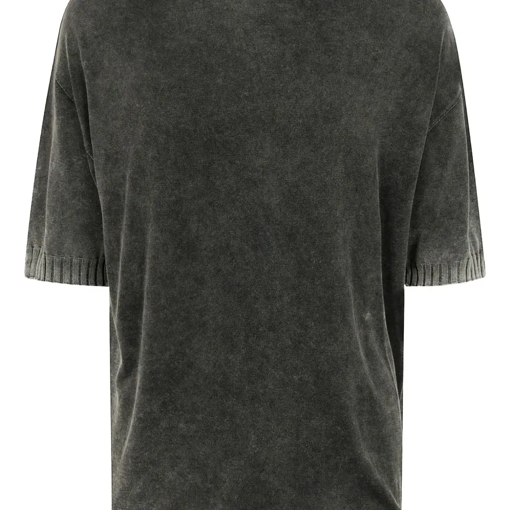 Футболка с отделкой в рубчик