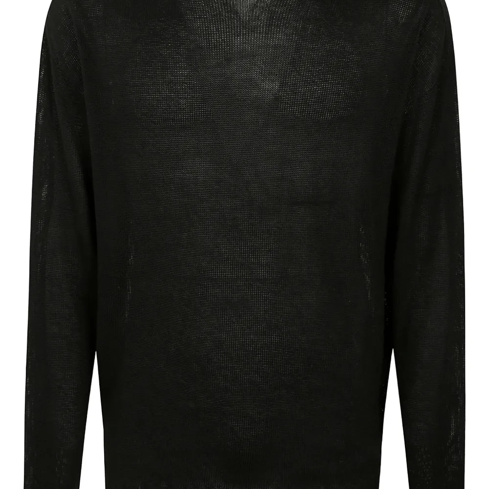 Свитер с круглым вырезом