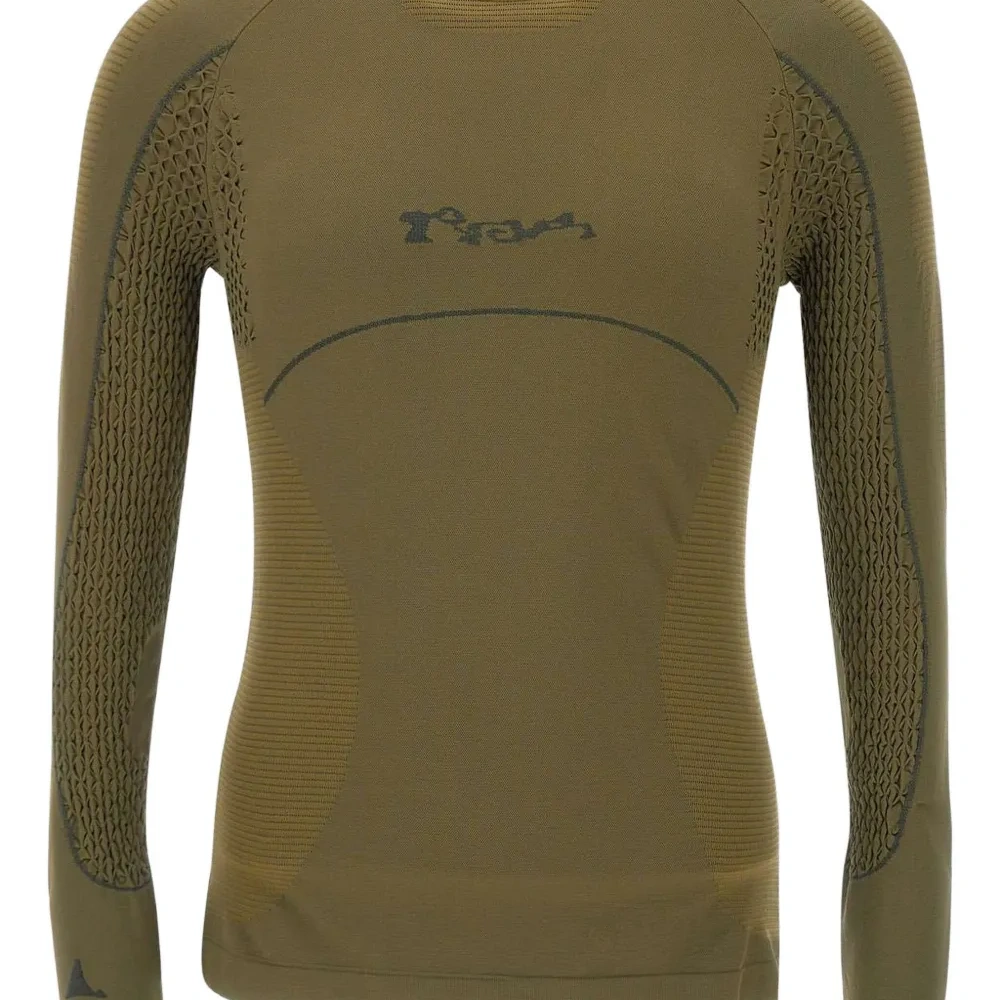 Бесшовная футболка