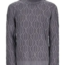 Свитер фактурной вязки с высоким воротником