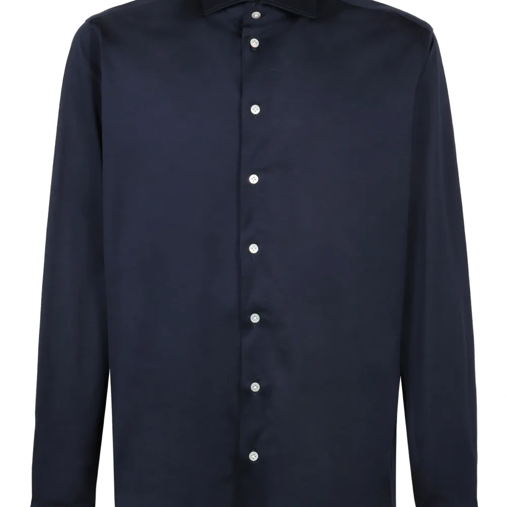 Рубашка на пуговицах