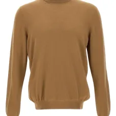 Свитер с круглым вырезом