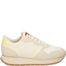 Кроссовки со вставками