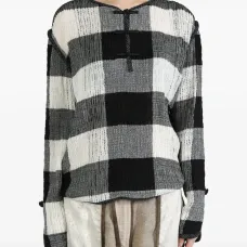 Plaid-patterned long-sleeve top