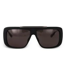 Солнцезащитные очки в массивной квадратной оправе