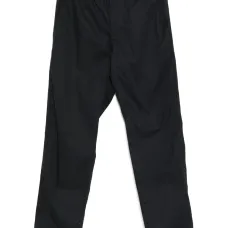 брюки с карманами