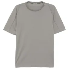 Футболка с короткими рукавами