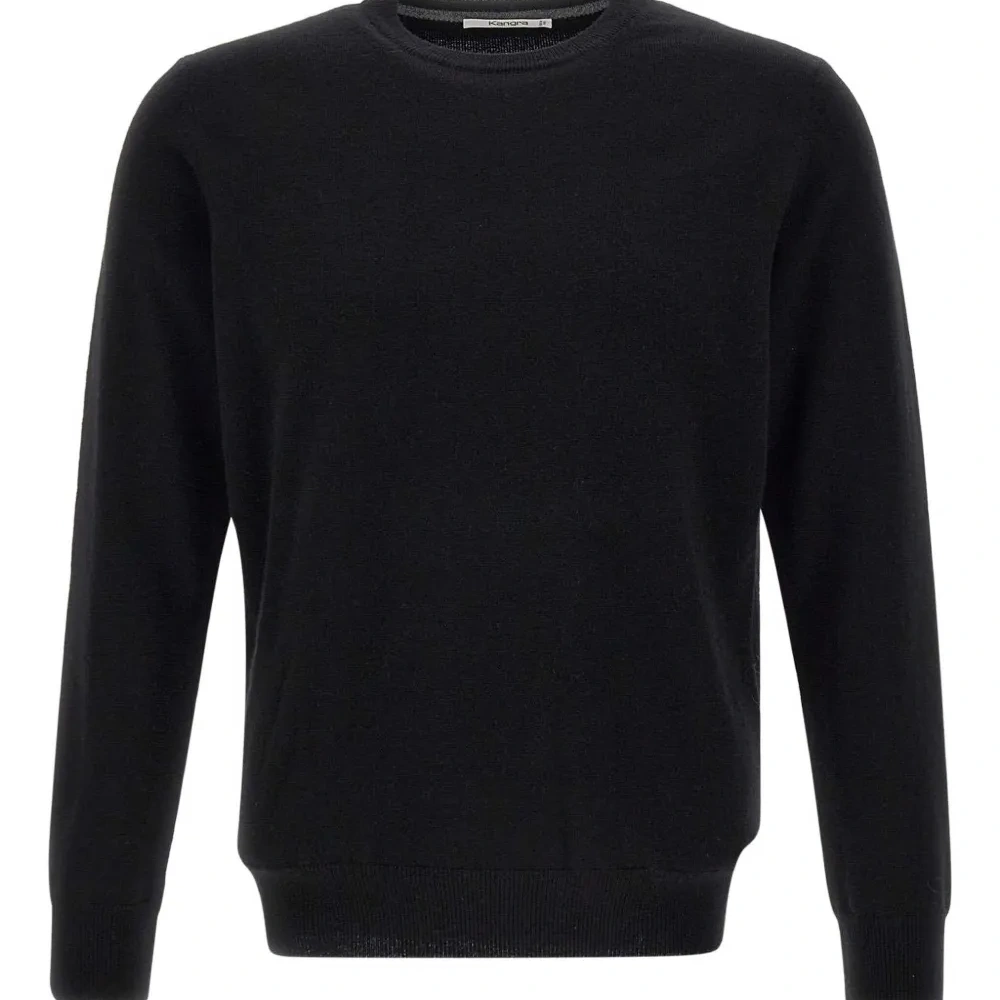 свитер с круглым вырезом