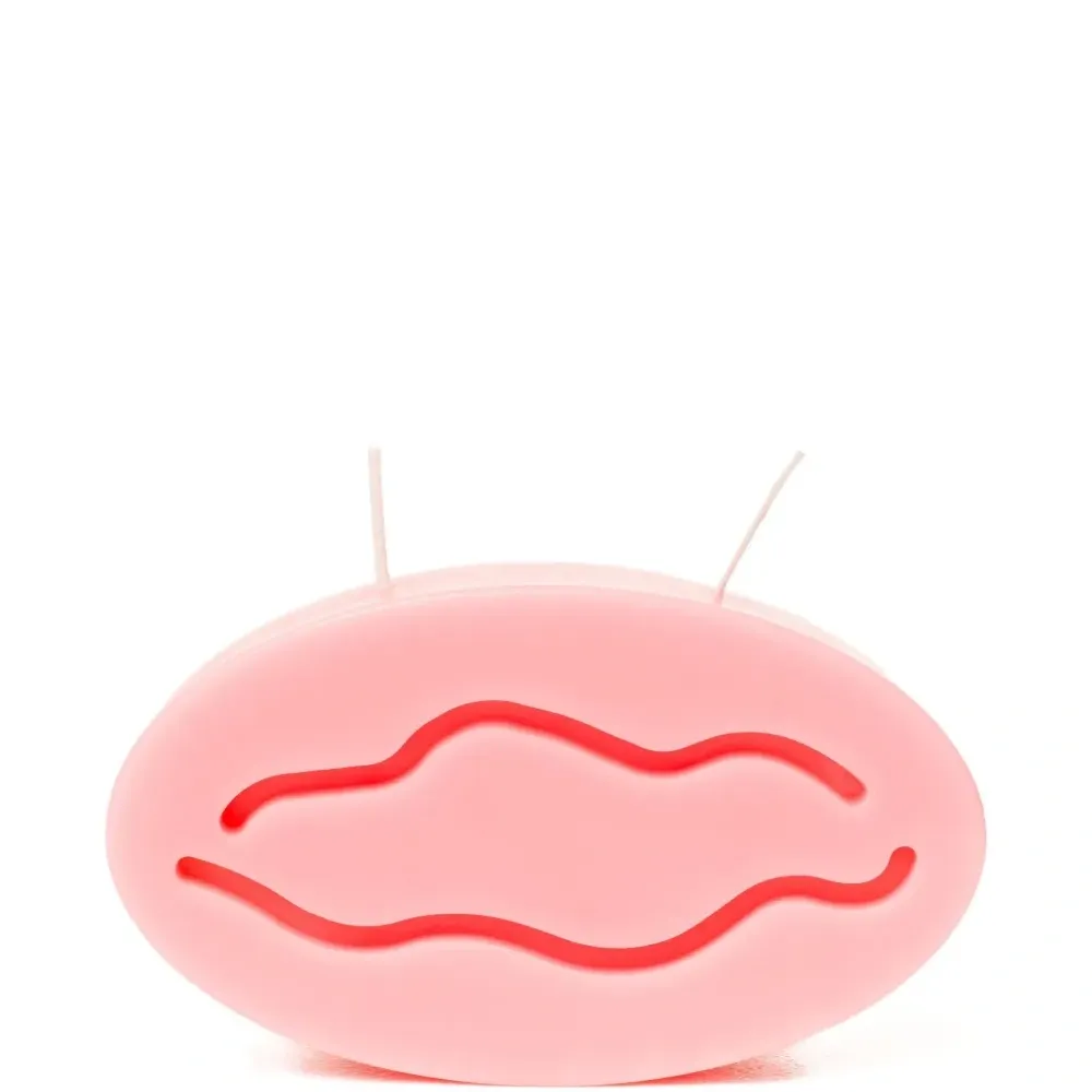 Ароматическая свеча в форме губ Ароматическая свеча в форме губ