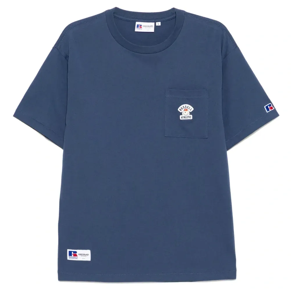 футболка с карманом