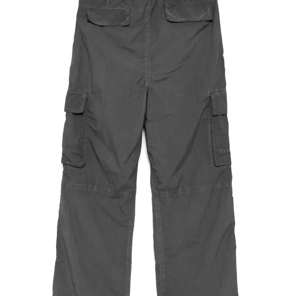 брюки карго с нашивкой-логотипом