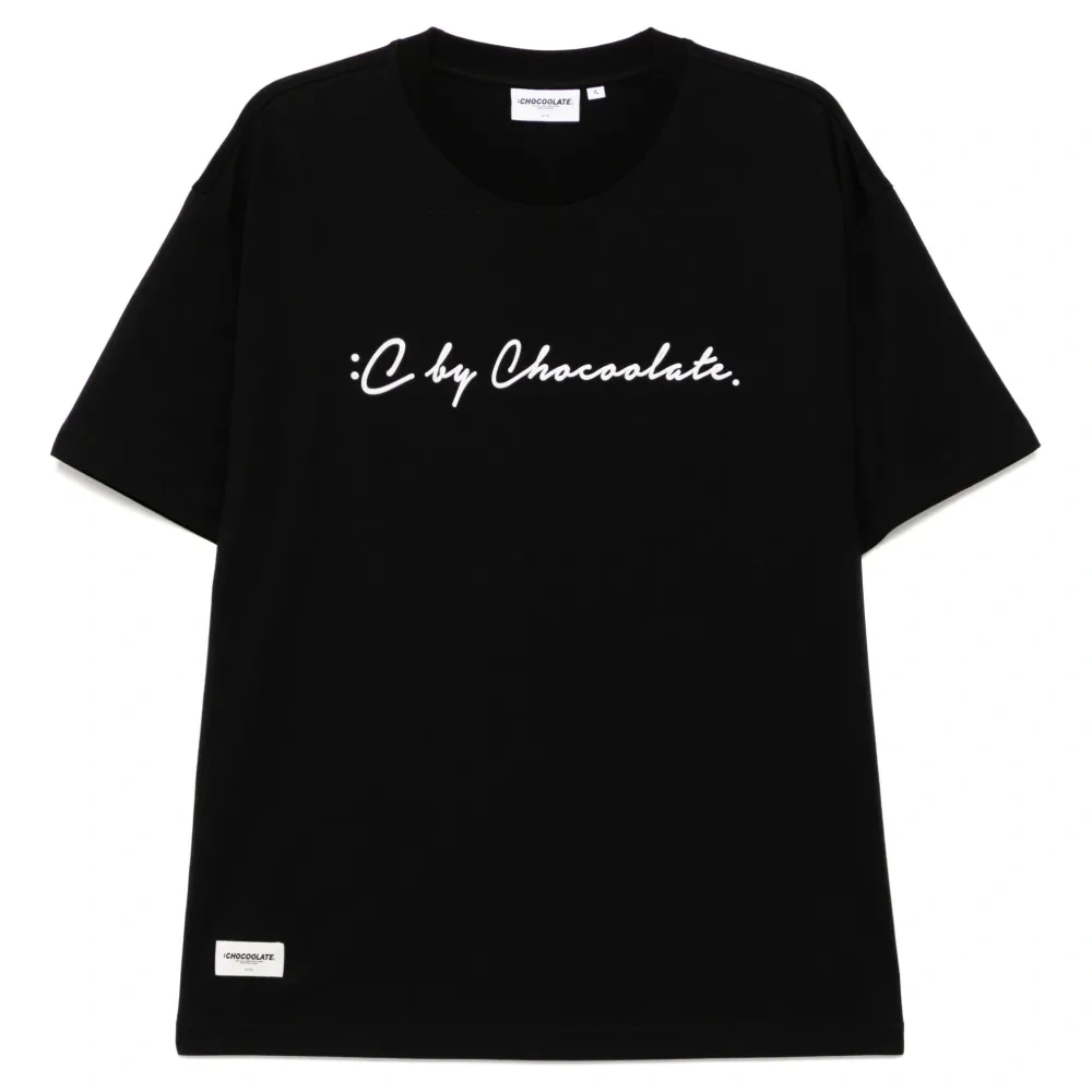 футболка с логотипом