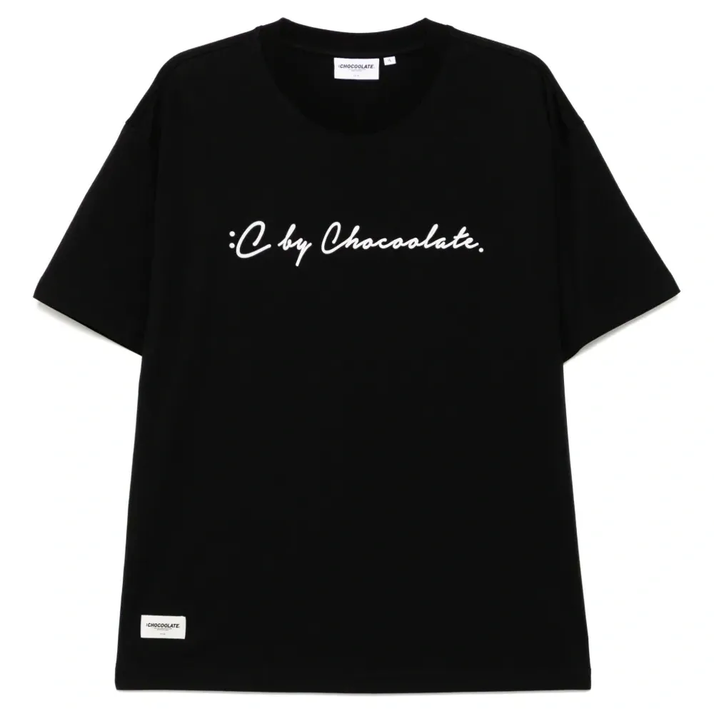 футболка с логотипом