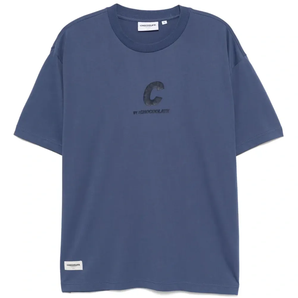 футболка с логотипом