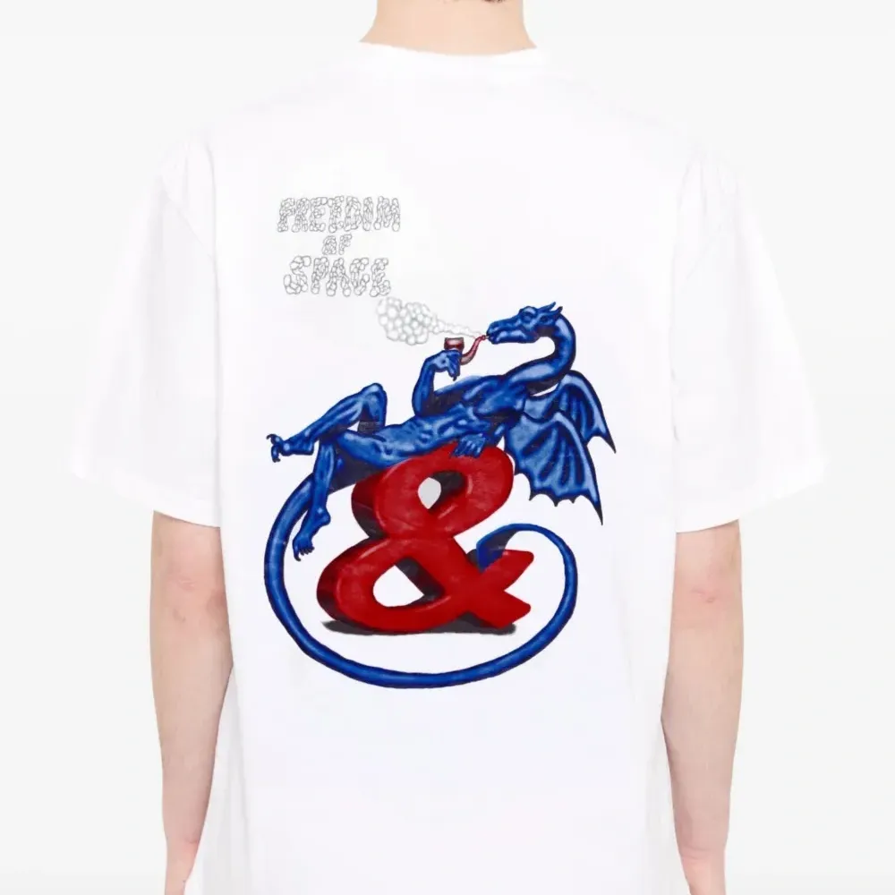 Футболка с графичным принтом