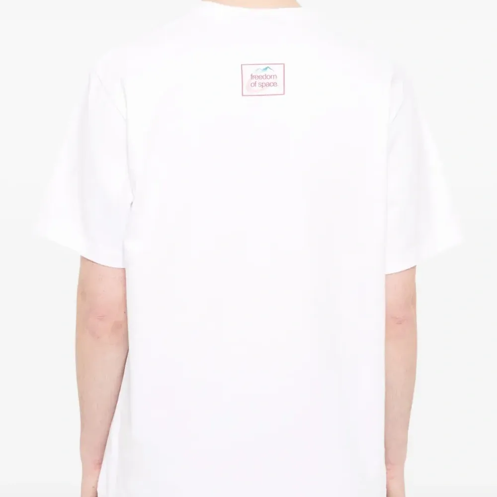 Футболка с круглым вырезом Футболка с круглым вырезом