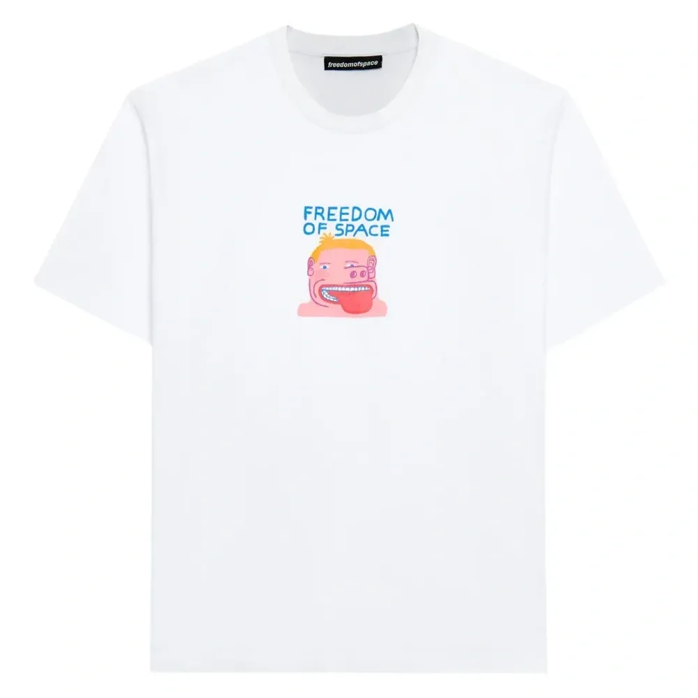 Футболка с круглым вырезом