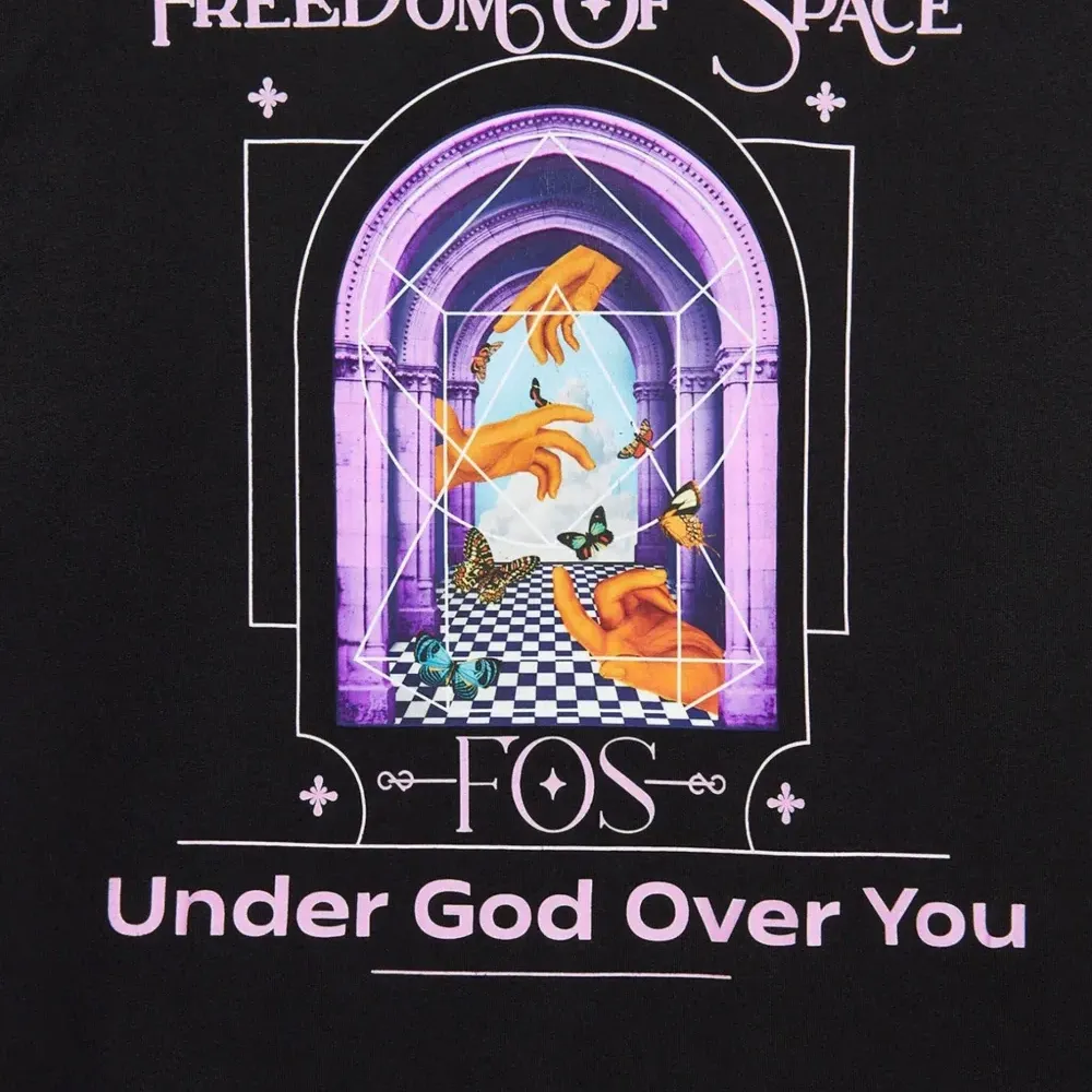 Футболка с круглым вырезом