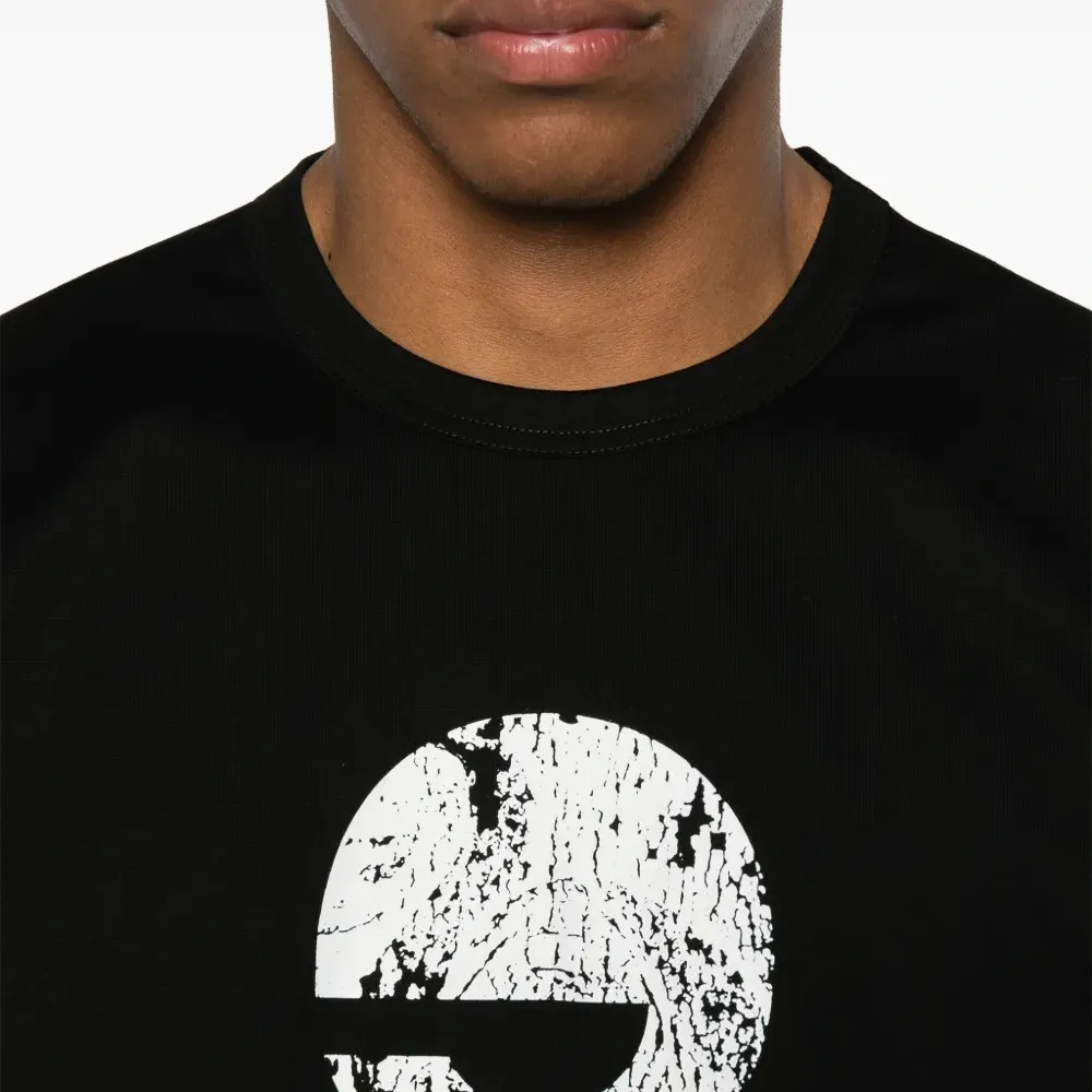 Футболка с круглым вырезом