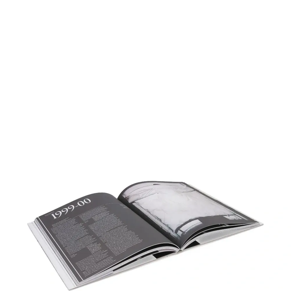 Книга Martin Margiela: The Women's Collections 1989-2009