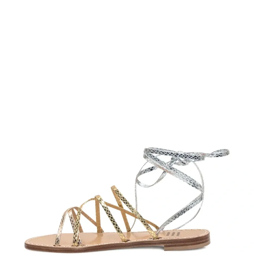 Сандалии с завязками