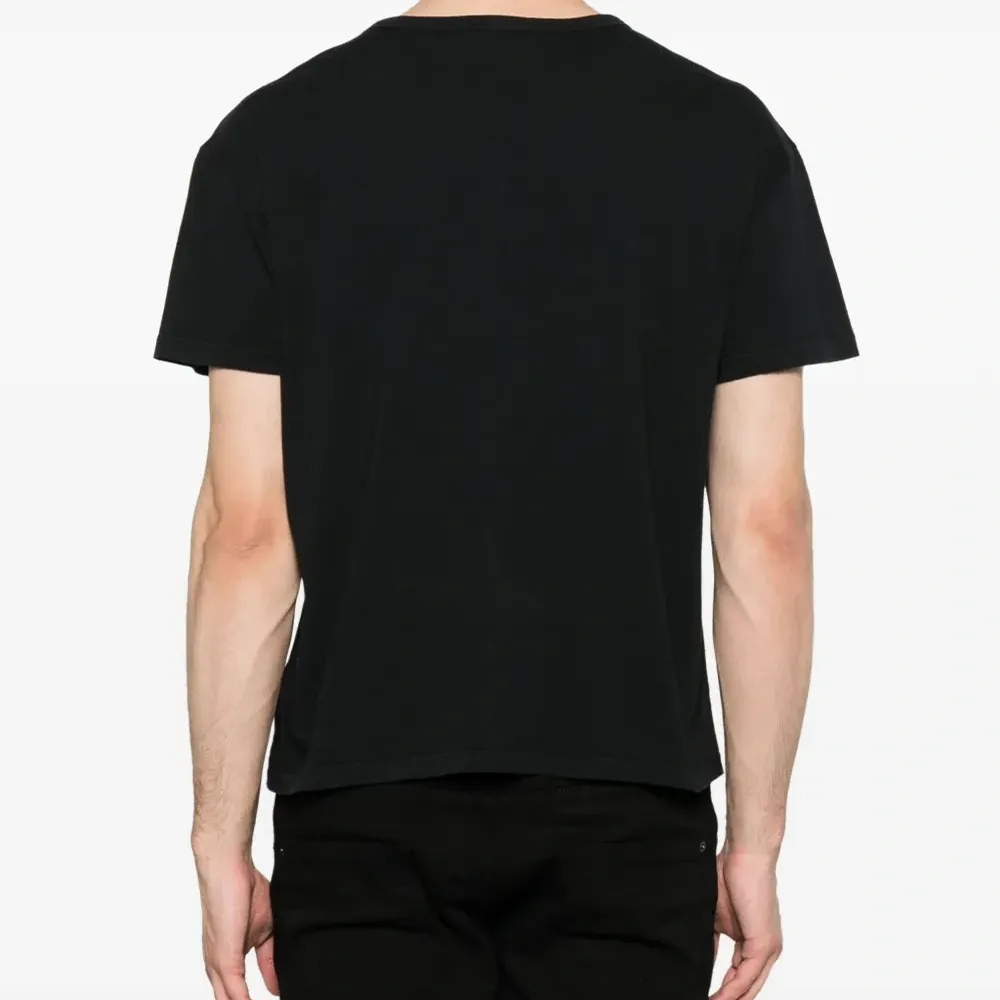 Футболка с круглым вырезом