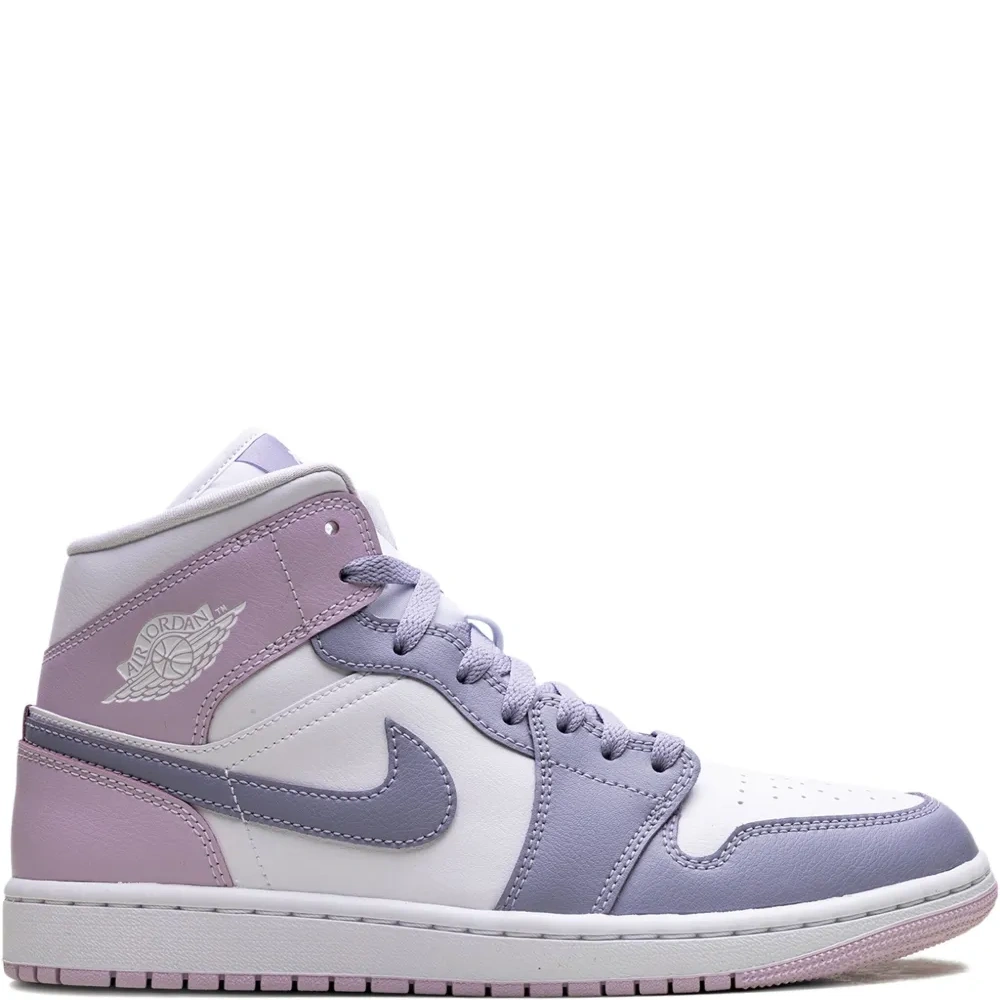 кроссовки Jordan 1 Mid Indigo Haze/White/Doll