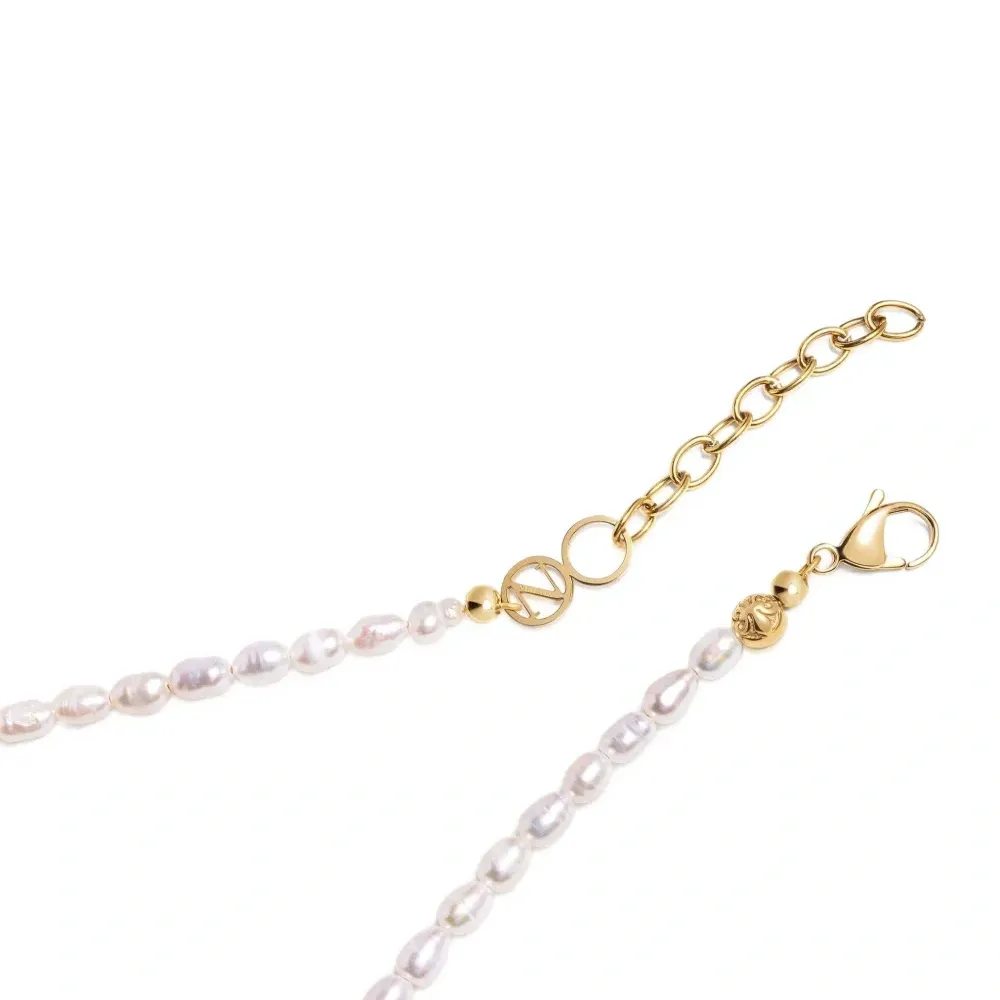 Колье с жемчугом Колье с жемчугом