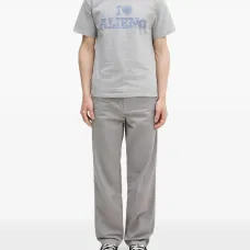 Прямые брюки с карманами