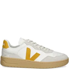 Кроссовки V-90