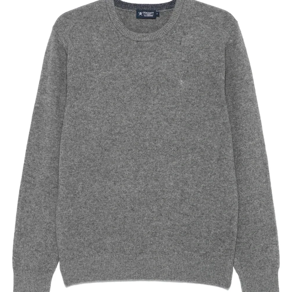 Шерстяной свитер