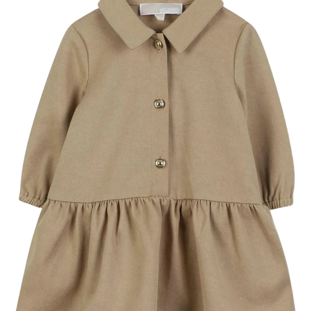 Платье на пуговицах