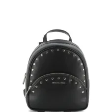 рюкзак с заклепками