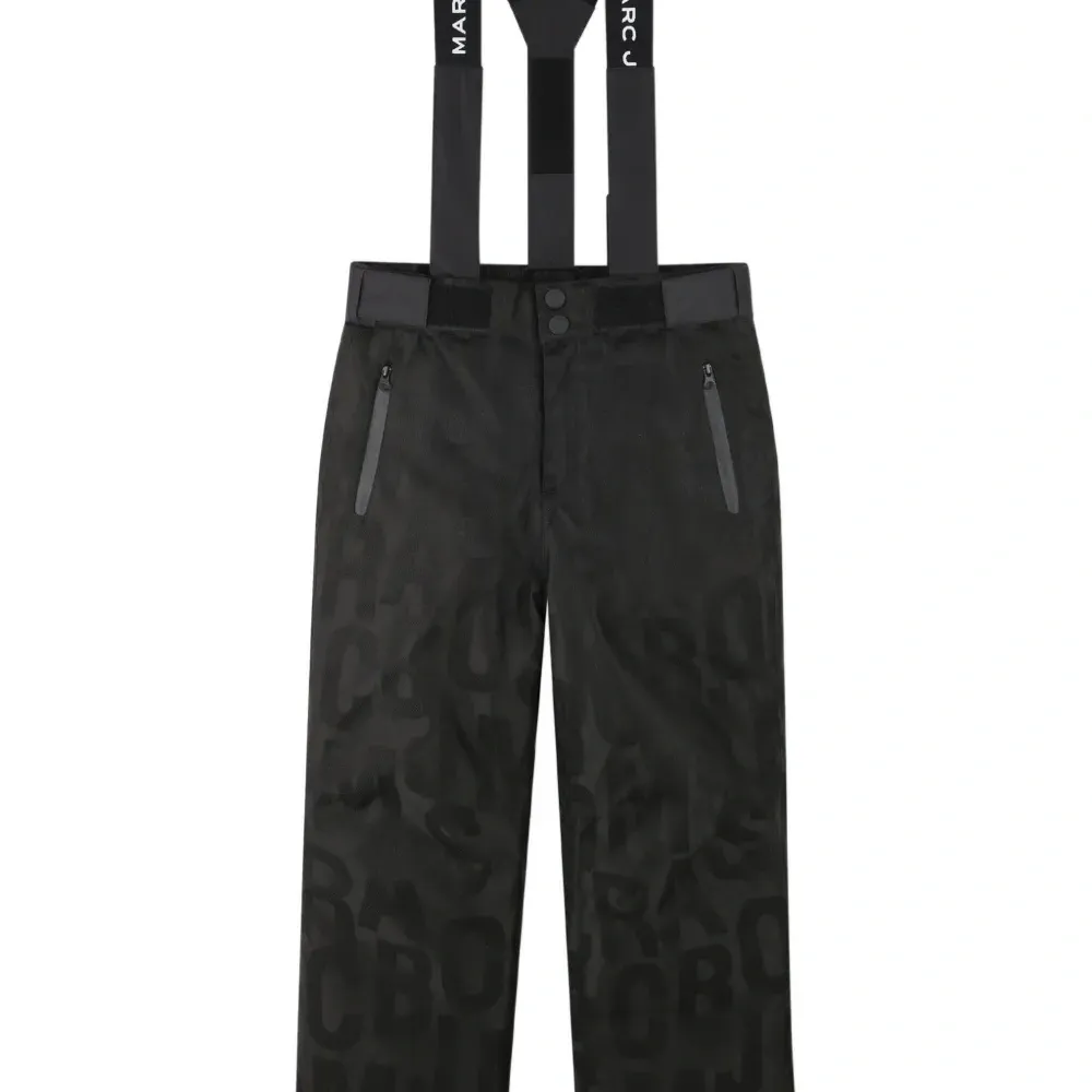 комбинезон с логотипом