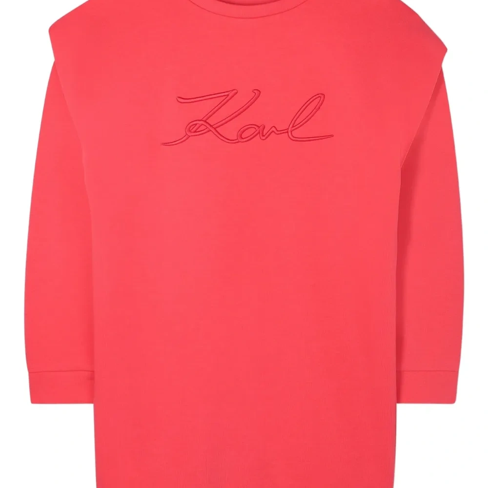 платье-толстовка с вышитым логотипом