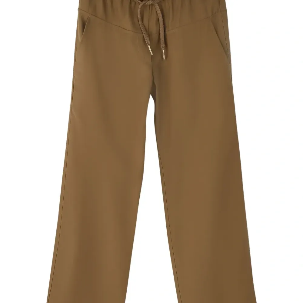 Брюки с эластичным поясом Брюки с эластичным поясом