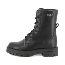 ботинки с логотипом