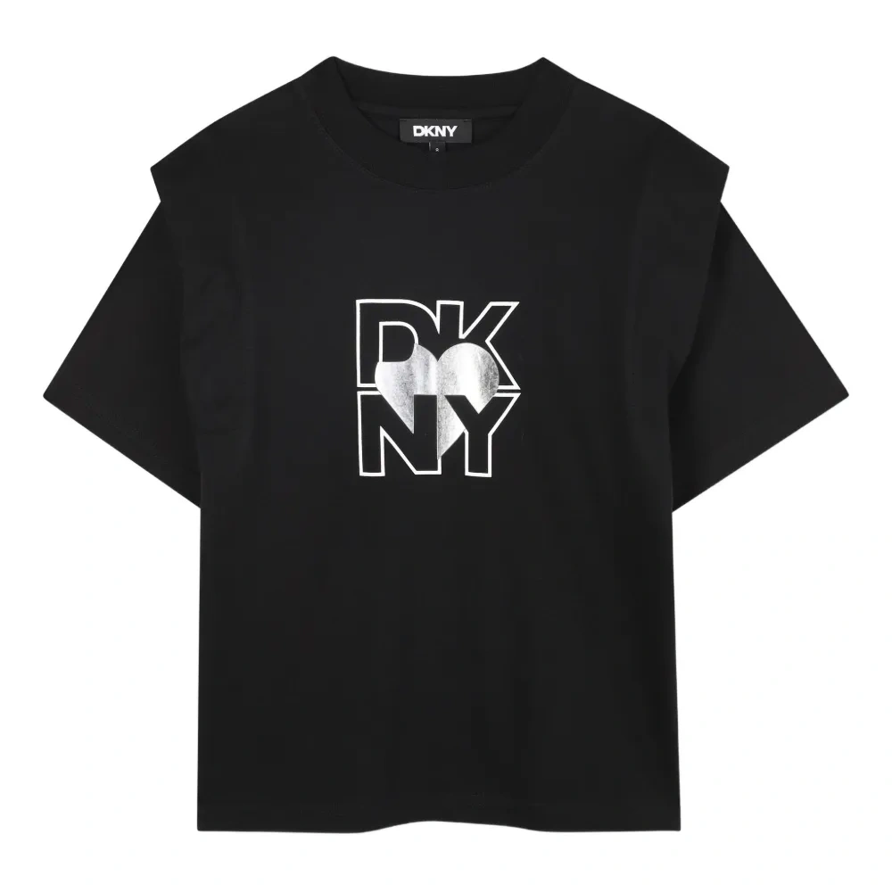 футболка с логотипом