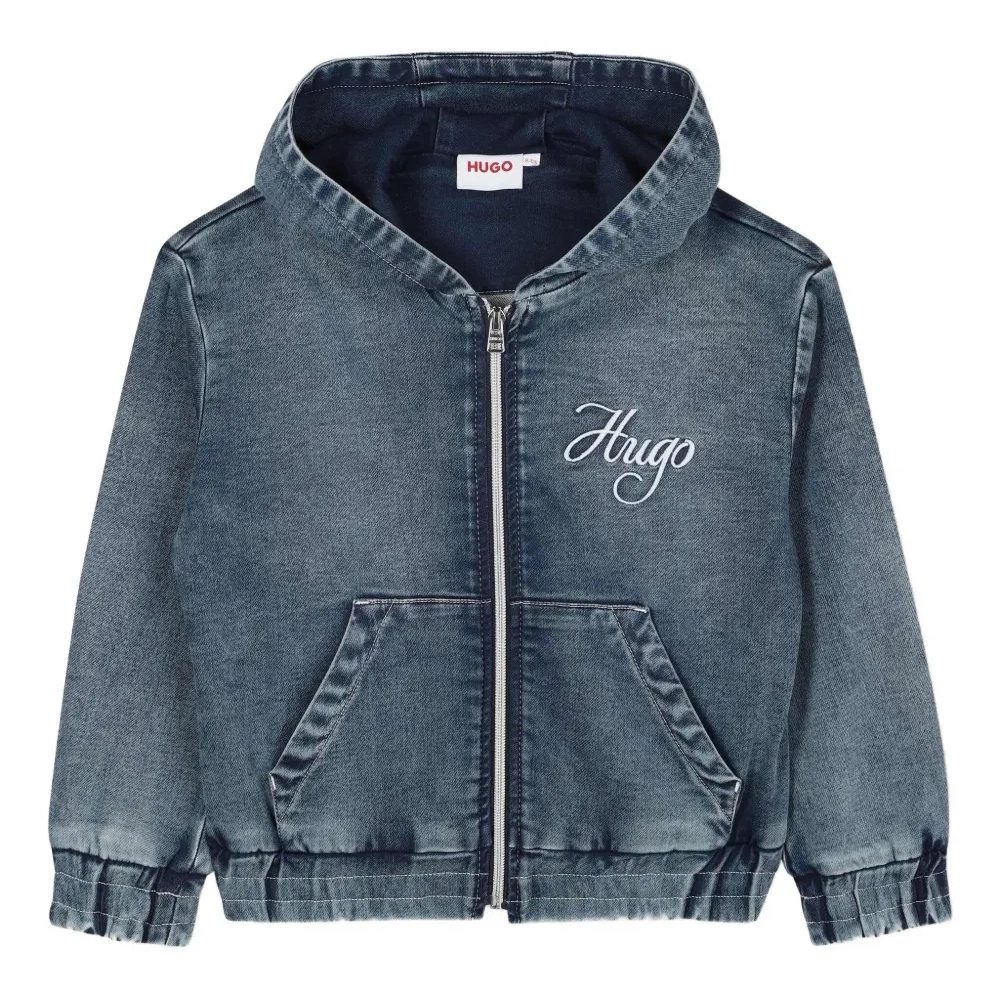 джинсовая куртка с вышитым логотипом