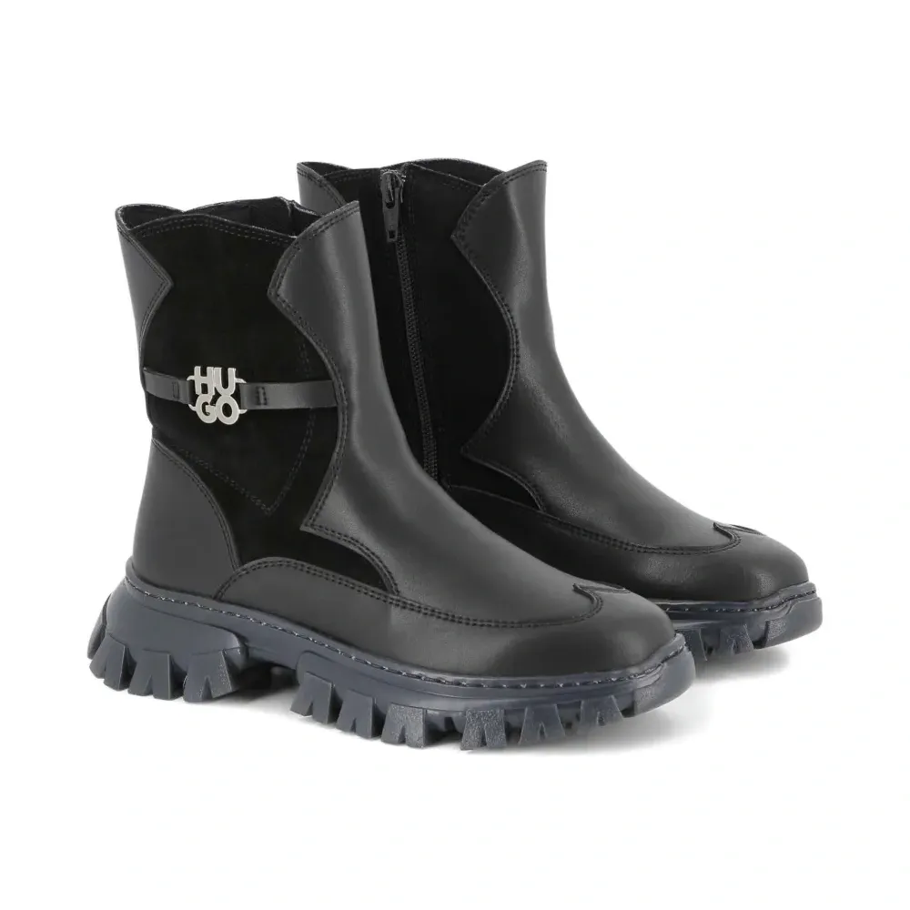 Ботинки с логотипом