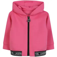 спортивный костюм с логотипом