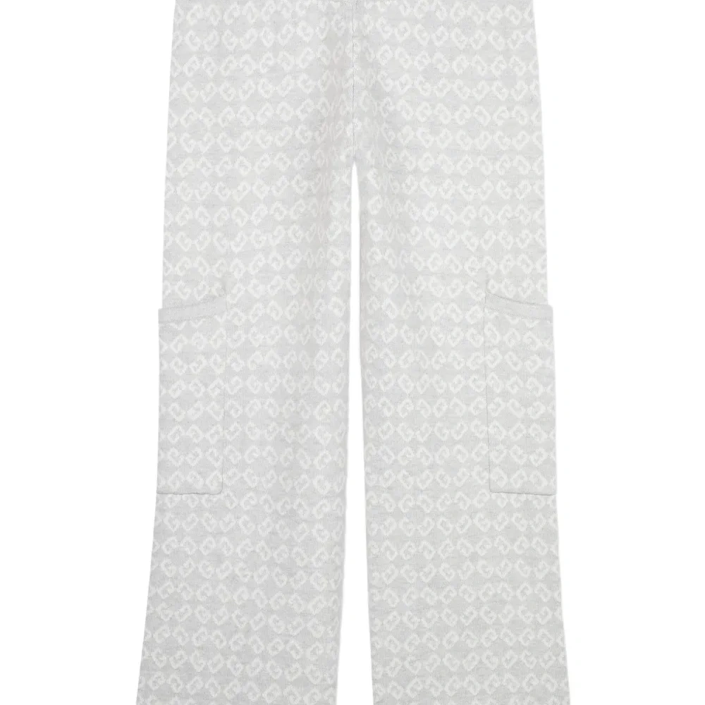 брюки с логотипом