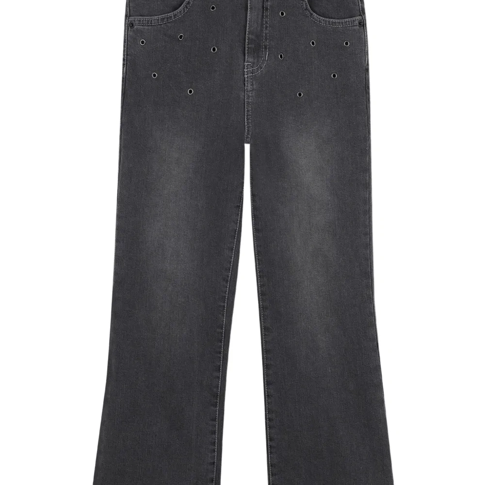 Джинсы с люверсами