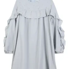 Платье с оборками на плечах