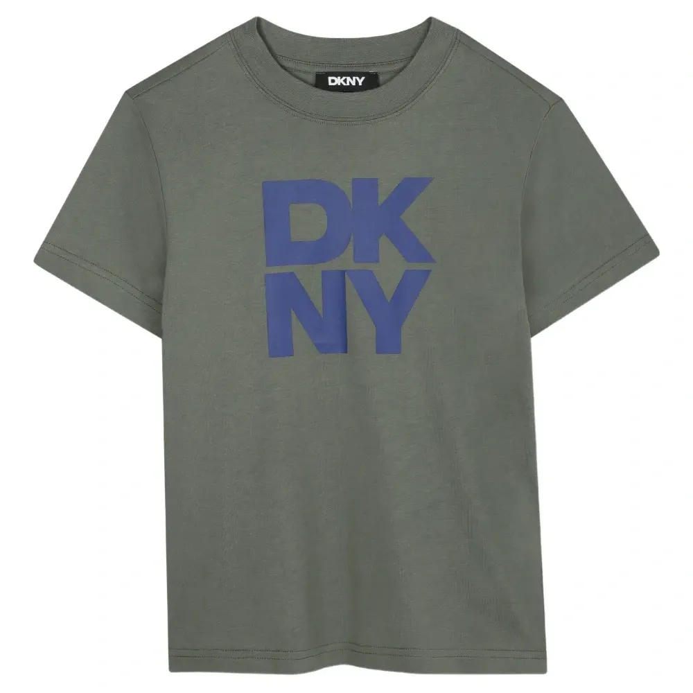 футболка с логотипом