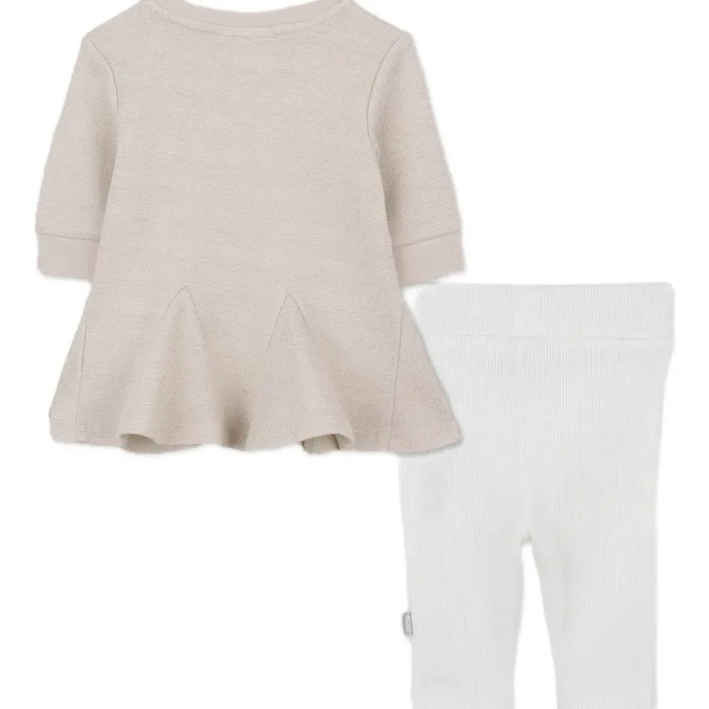 комплект из топа и легинсов с баской