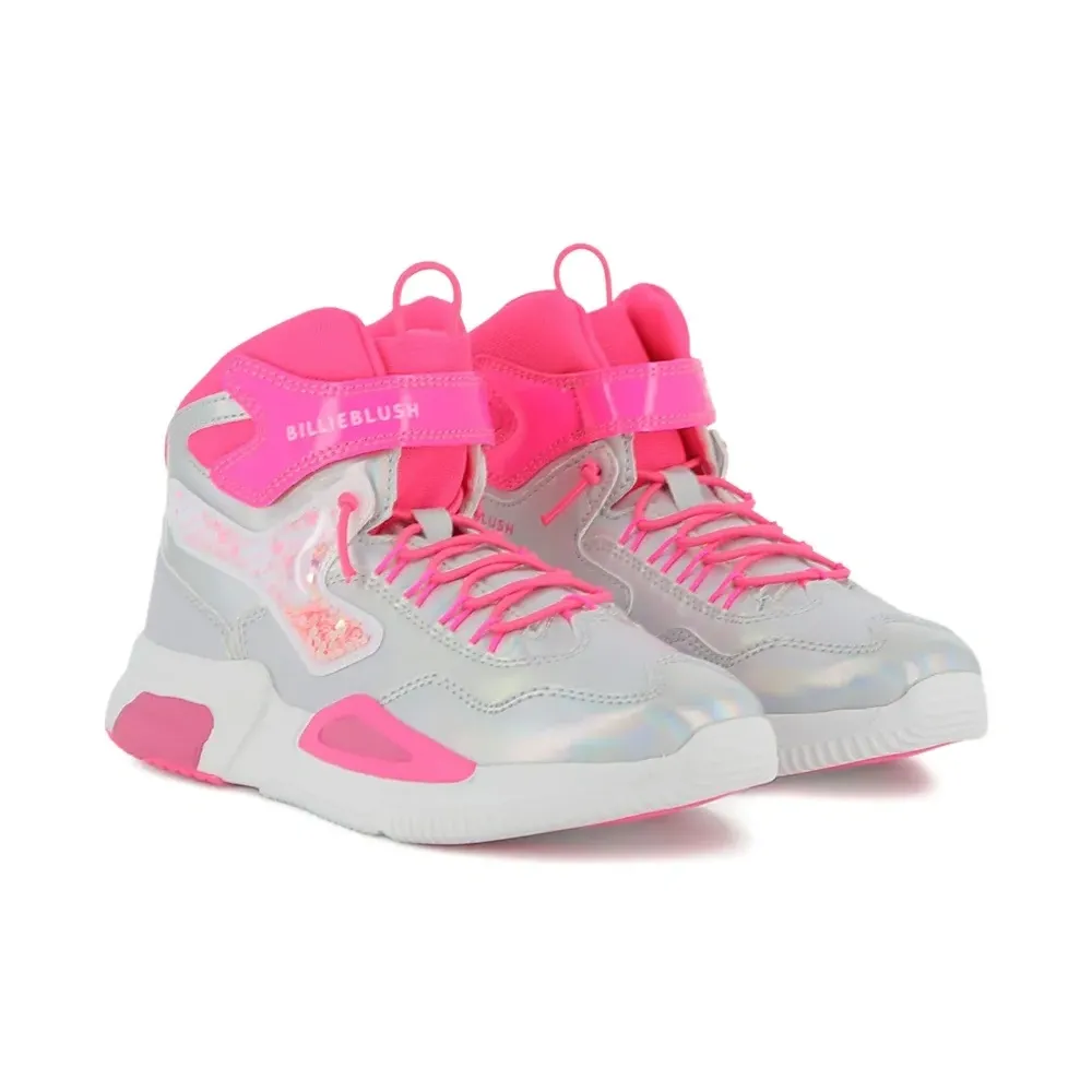 Высокие кроссовки на шнуровке