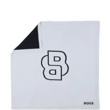 одеяло с вышитым логотипом