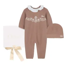 Комплект для новорожденного с вышивкой